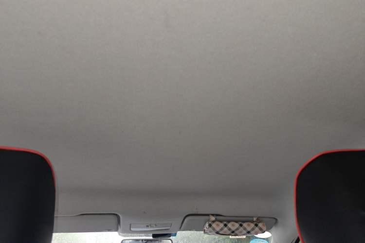 Used Volkswagen Santana 2015 1.6L Manual Fashion Edition Headliner