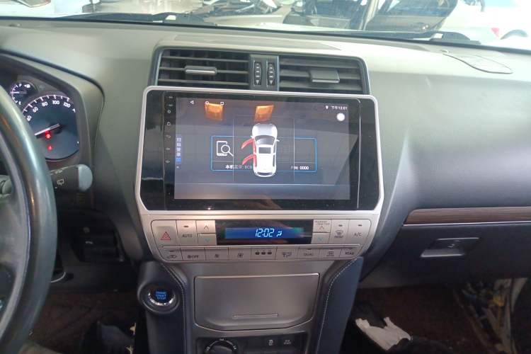 Used Toyota Prado 2019 3.5L Automatic TX-L Deluxe Edition with Rear-Mounted Spare Tire Audio And AC Panel