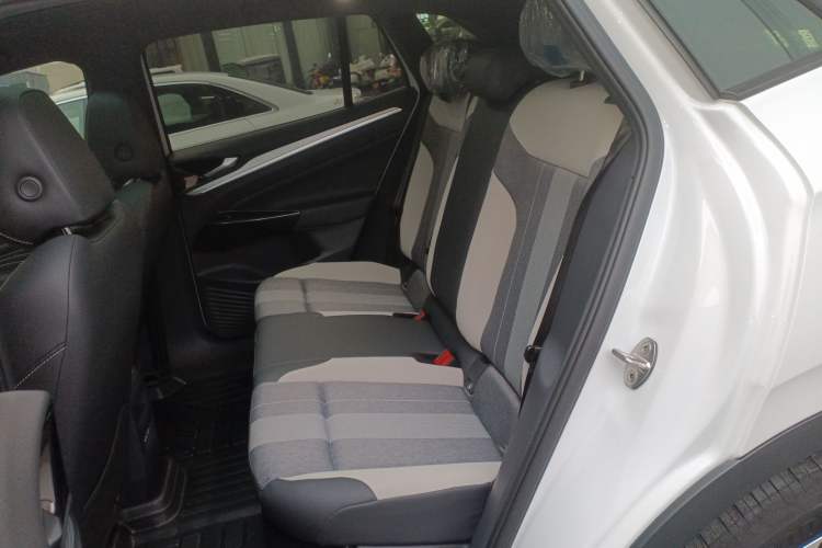 Used Volkswagen ID.4 CROZZ 2021 Long-Range PURE+ Two-Wheel Drive Version