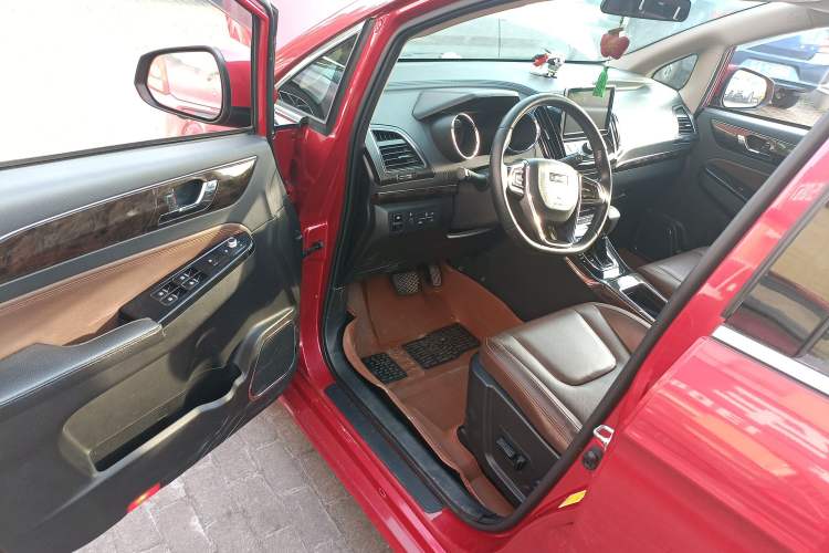 Used Lifan Auto Xuanlang 2017 1.5T Automatic Luxury Model Driver Seat