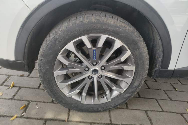 Used Haval H6 2017 Blue Label 1.5T Automatic Two-Wheel Drive ZhiShang Model Left Front Wheel Hub