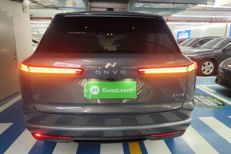 Used ONVO Luxeed L90 2025 Model—Max Six-Seater Version
