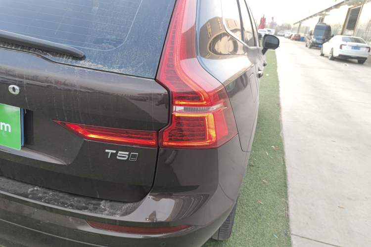 Used Volvo XC60 2019 T5 4x4 Smart Edition China V Standard