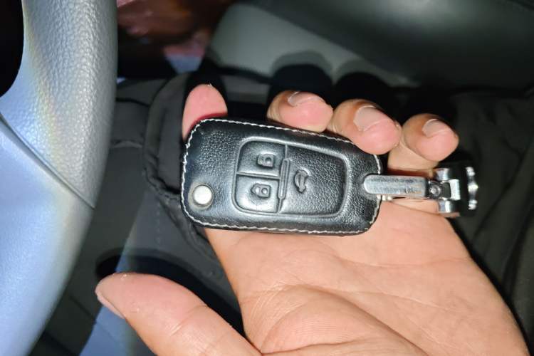 Used Chevrolet Cruze 2013 1.8L SE AT Vehicle Key