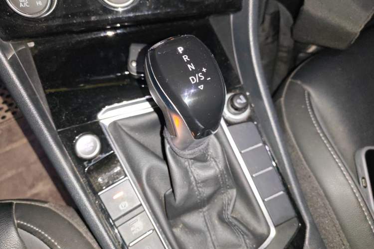 Used Volkswagen Sagitar 2019 200TSI DSG Comfort Version China VI Standard