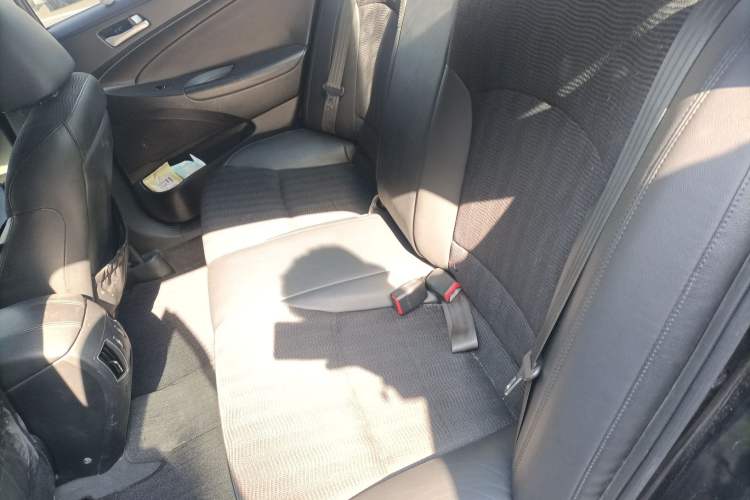 Used Hyundai Sonata 2011 2.0L Automatic Leading Edition