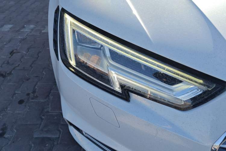 Used Audi A4L 2018 30th Anniversary Edition 40 TFSI Fashion Model