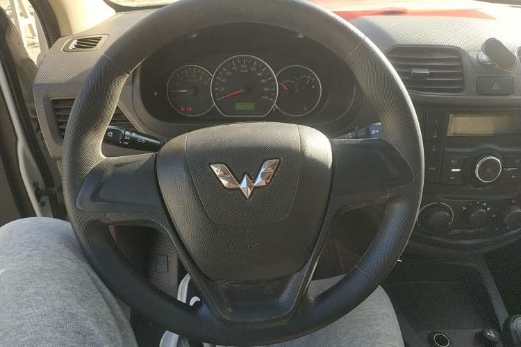 Used Wuling Hongguang 2020 1.2L S Base Model China VI LSI