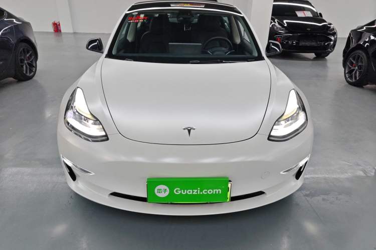 Used Tesla Model 3 2021 Revised Version II – Performance High-Performance All-Wheel-Drive Edition
