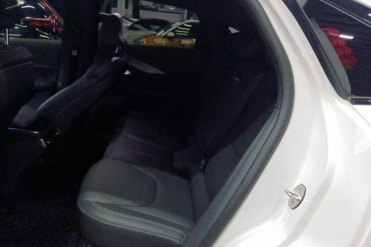 Used ARCFOX Alpha S 2023 525 Forest Edition 175kW
