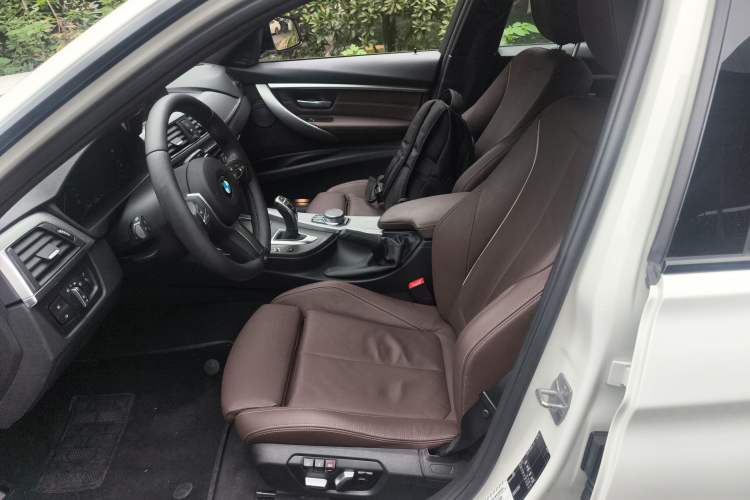 Used BMW 3 Series 2018 330i M Sport Night Edition Left Front Seat