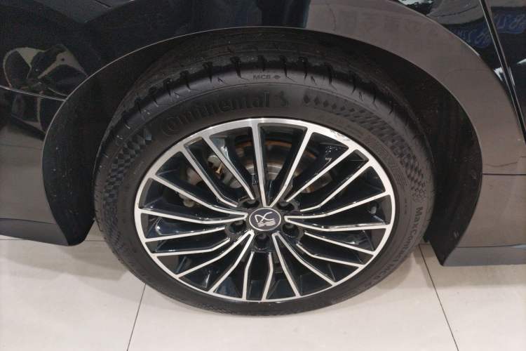 Used BYD Han 2022 DM-i 121KM Luxury Model Right Rear Wheel Hub