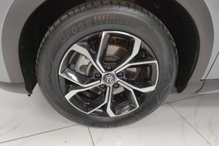 Used BYD Yuan PLUS 2022 430 km Luxury Version Left Front Wheel Hub