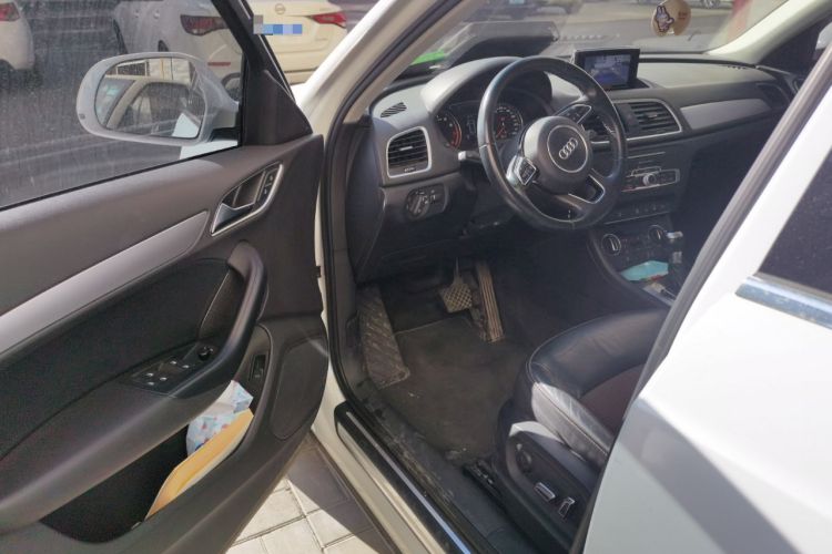 Used Audi Q3 2017 30 TFSI Fashion Model