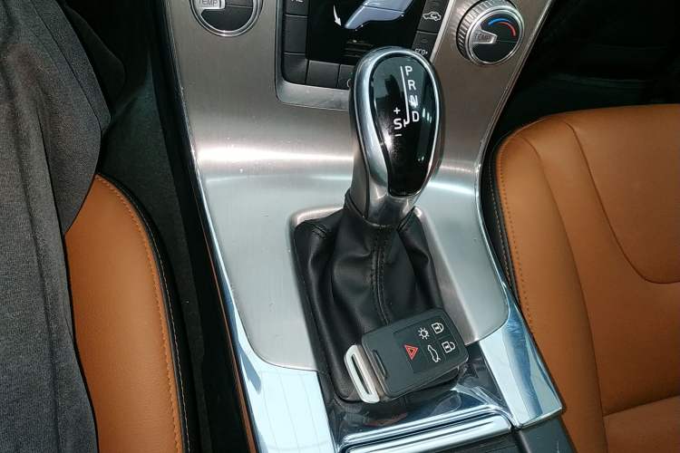 Used Volvo S60 2019 S60L Facelift T5 Intelligent Advanced Edition