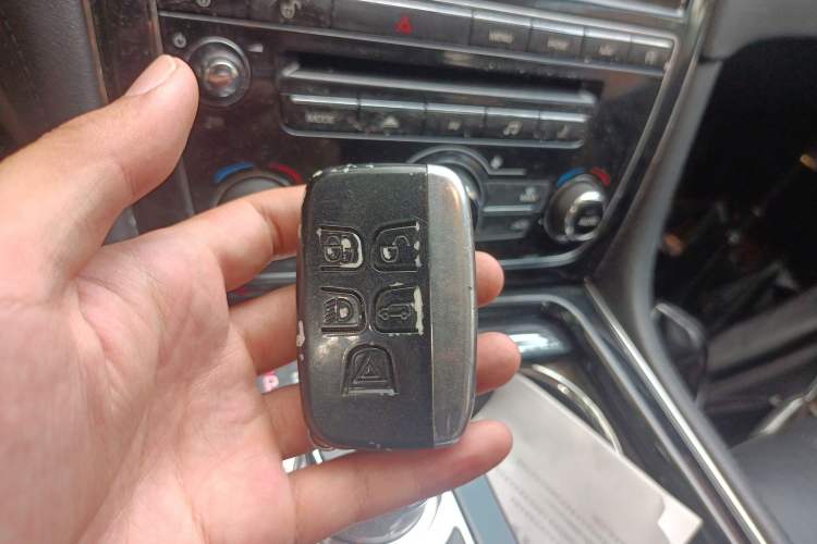 Used Jaguar XJ 2015 XJL 2.0T Two-Wheel Drive Panoramic Business Edition