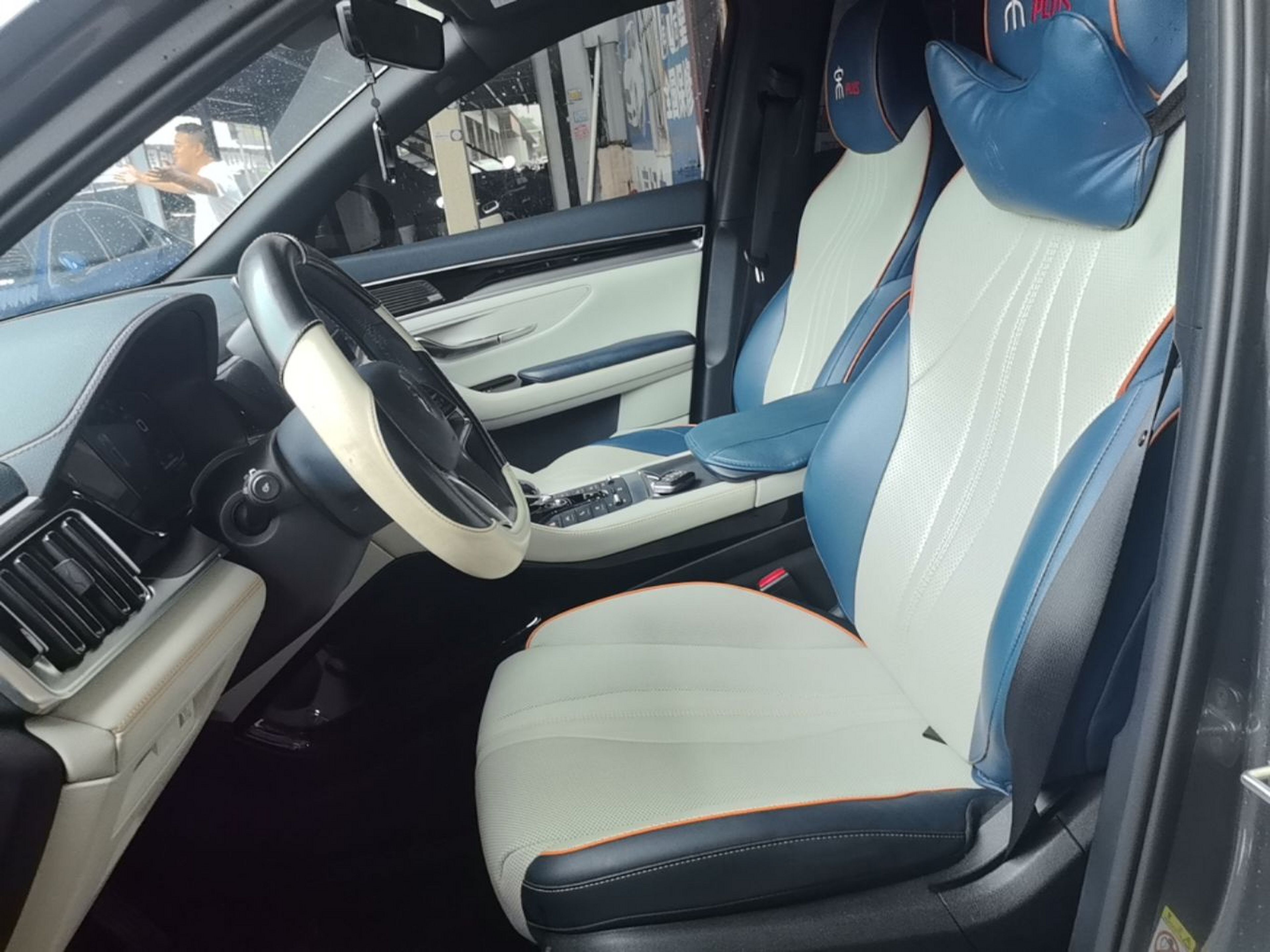 Interior delantero