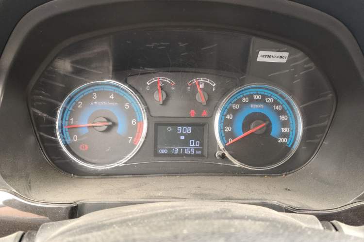 Used Dongfeng Fengon 370 2016 1.5L Manual Luxury Version SFG15-02 7 Seats Instrument Cluster