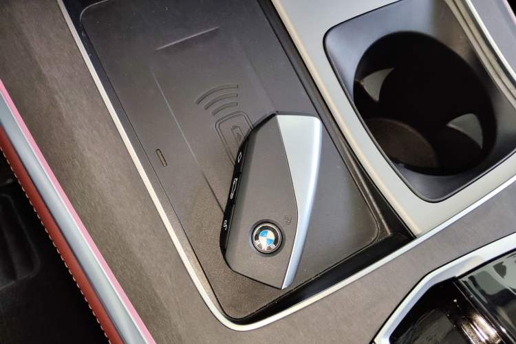 Used BMW X5 2025 Model, xDrive 30Li Prestige M Sport Night Package Interior 1