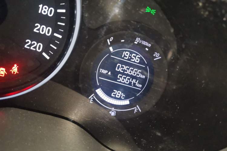 Used Honda Vezel 2022 1.5L CVT Phantom Night Pioneer Edition