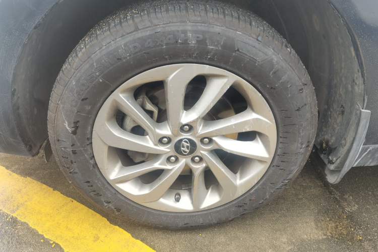 Used Hyundai Tucson 2015 1.6T Dual-Clutch Two-Wheel-Drive Smart Model
