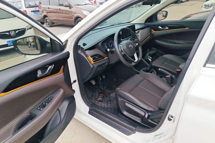 Used CHANGAN Eado DT 2019 1.6L Manual Enjoyment Model China VI Standard