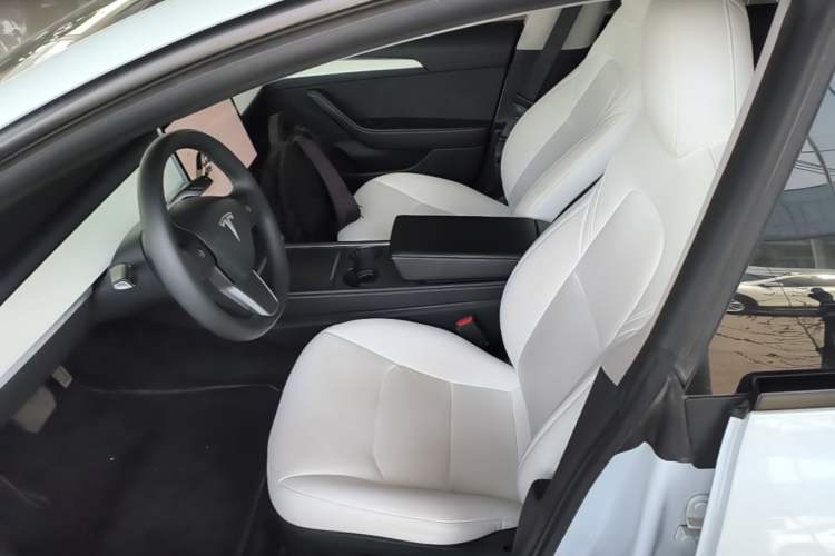 Used Tesla Model 3 2022 Rear-Wheel-Drive Version Left Front Seat