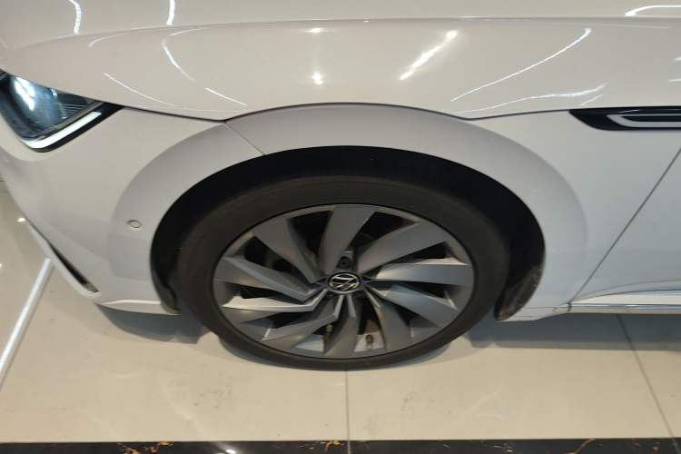 Used Volkswagen FAW-Volkswagen CC 2021 330TSI Launch Edition Left Front Wheel Hub