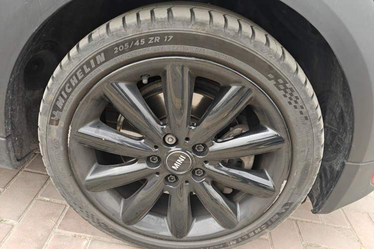 Used MINI 2016 2.0T COOPER S Pioneer Edition Five-Door Model Exterior 4