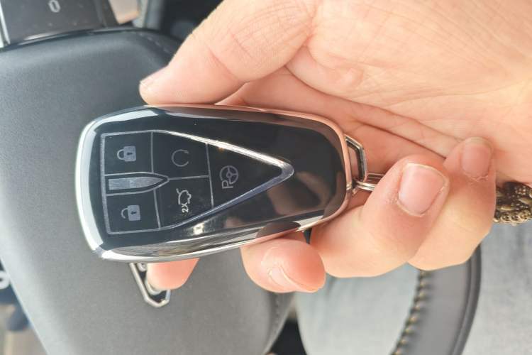 Used Oshan X5 PLUS 2023 Revised 1.5T DCT Smart & Fun AI Edition