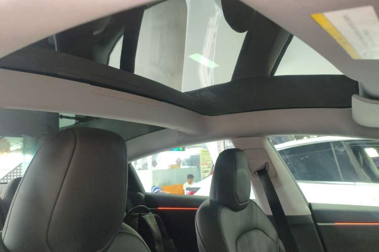 Used Tesla Model 3 2023 Long-Range All-Wheel-Drive Version