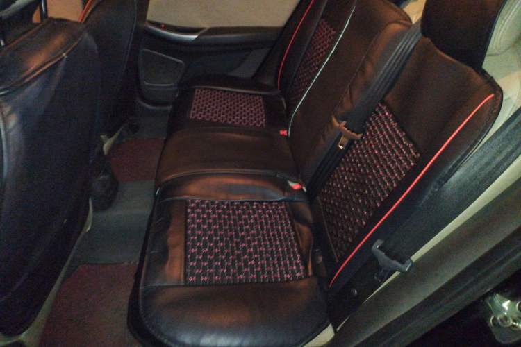 Used Roewe e550 2016 Deluxe Edition
