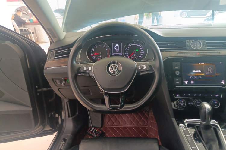 Used Volkswagen Magotan 2019 330TSI DSG Luxury Model China V Standard