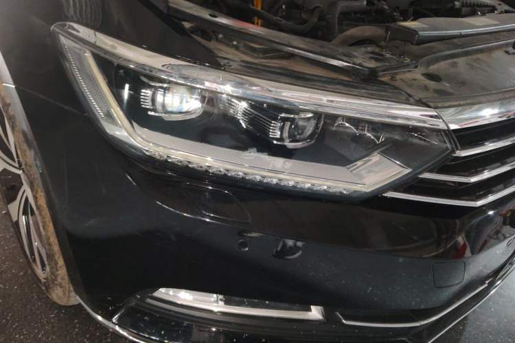 Used Volkswagen Magotan 2018 330TSI DSG Luxury Model
