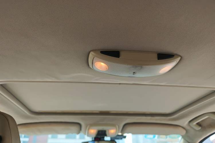 Used Volvo S80 2006 3.2 Headliner