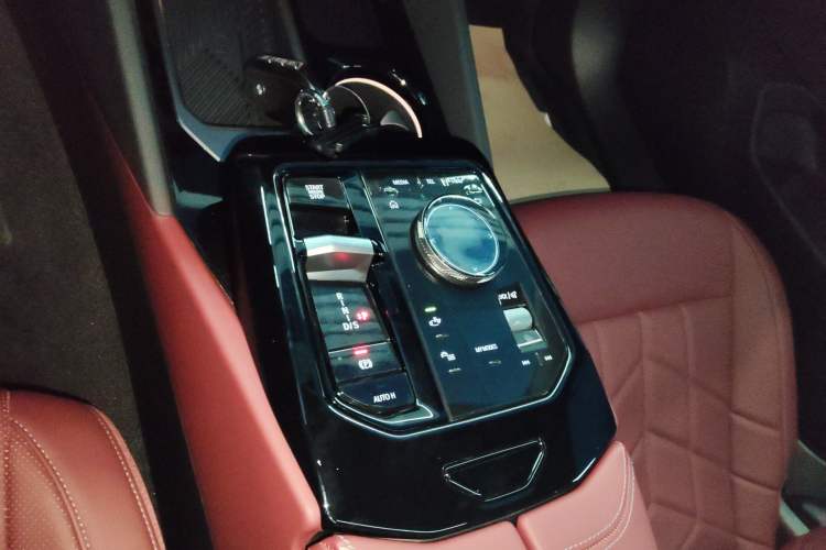 Used BMW 5 Series 2024 530Li Leading Model M Sport Package Gear Lever