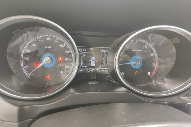 Used Zotye SR7 2016 1.5T Manual Cube Road Edition China V Standard