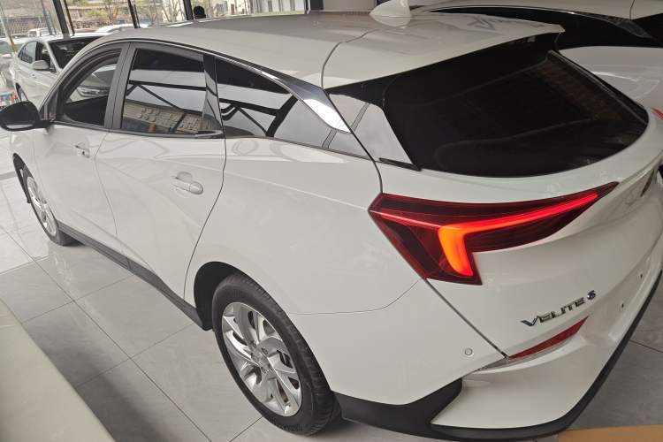Used Buick Velite 6 2023 430km Range Commuter Version Rear Left 45 Deg
