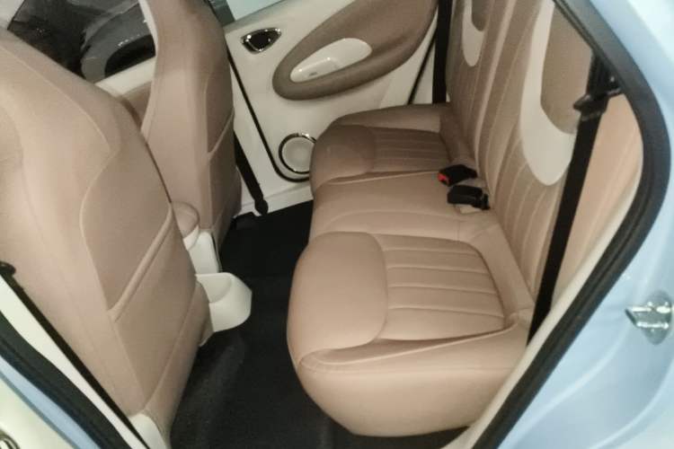 Used Wuling Bingo 2025 410 km Lingxi Deluxe Edition Left Rear Seat