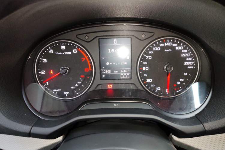 Used Audi Q2L 2018 35 TFSI Luxury Prestige Version China VI