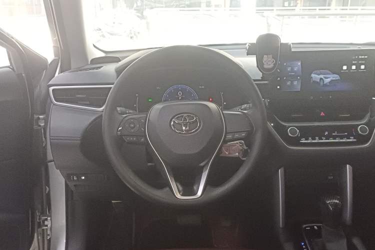 Used Toyota FRONTLANDER 2023 2.0L CVT Elite Edition
