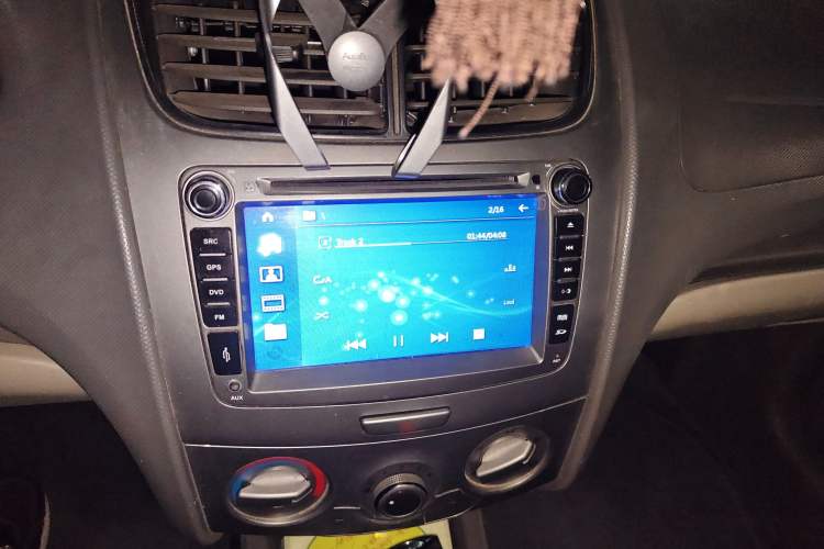 Used Chevrolet Sail 2011 Hatchback 1.4L Manual Happiness Edition