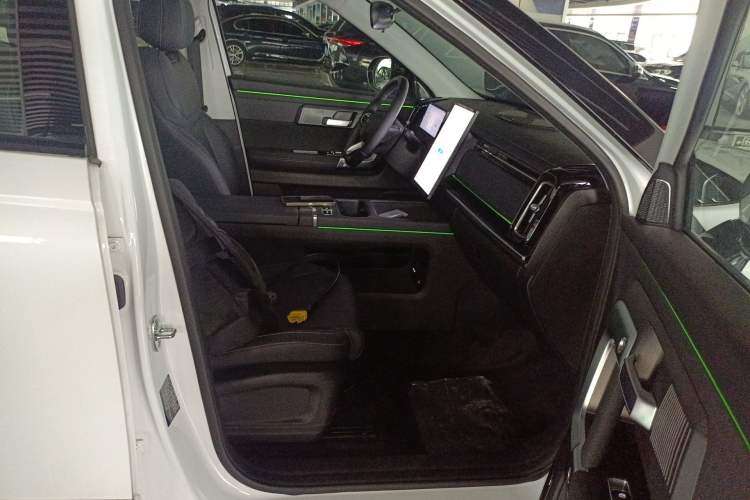 Used Chery Explore 06 C-DM 2024 Luxury Model