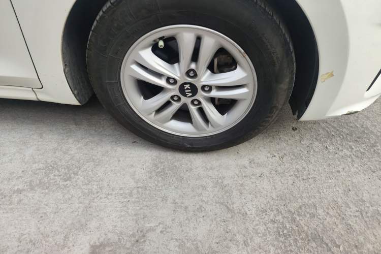 Used Kia Forte 2018 1.6L Automatic Value-Connect Edition with Intelligent Connectivity
