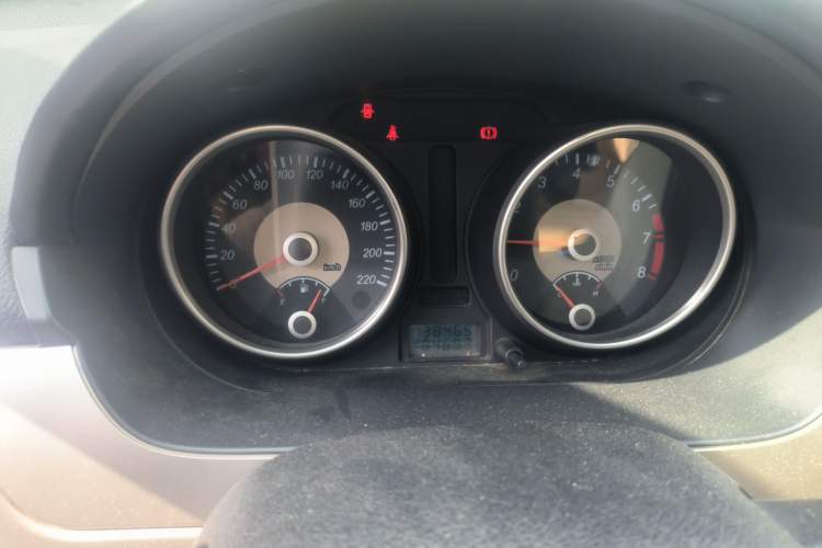 Used Buick Excelle 2011 1.6 LE-MT Instrument Cluster