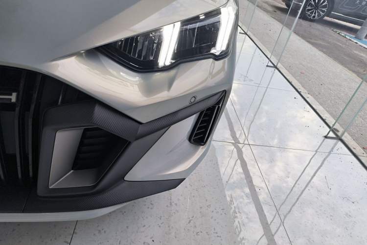 Used GAC Trumpchi EMPOW 2023 Shadow Leopard H Smart Hybrid Edition
