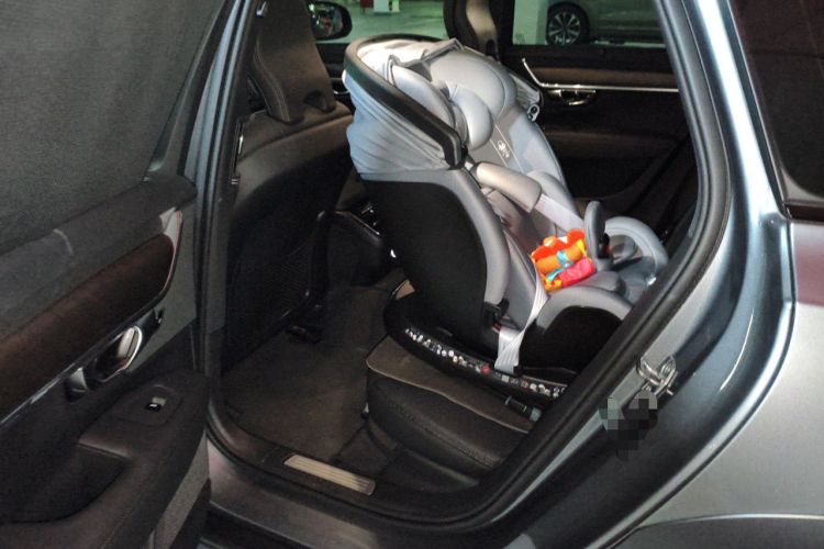 Used Volvo V90 2020 Facelifted Cross Country T5 AWD Zhiyuan Edition