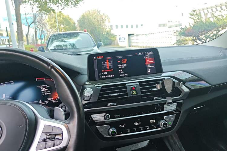 Used BMW X3 2020 xDrive30i Luxury Model with M Sport Package
