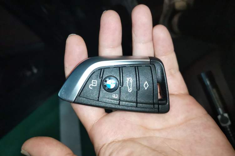 Used BMW X3 2022 Facelift xDrive30i Luxury Edition M Night Edition Package Vehicle Key