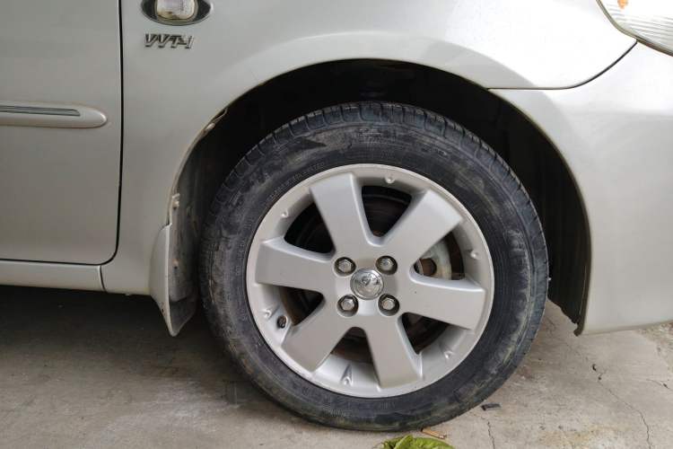 Used Toyota Vios 2006 1.5L GL-i AT Right Front Wheel Hub